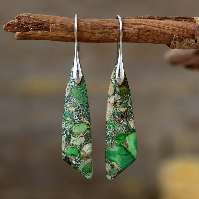Boucles d'oreilles en pierre de l'empereur pour l'équilibre et la sérénité
