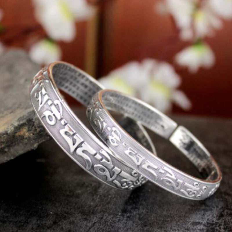 Adjustable White Copper Om Mani Padme Hum Meditation Bracelet