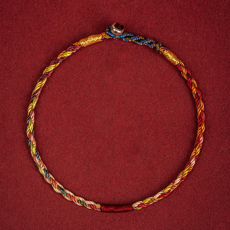 Bracelet en fil rouge à cinq couleurs pour la chance et la protection