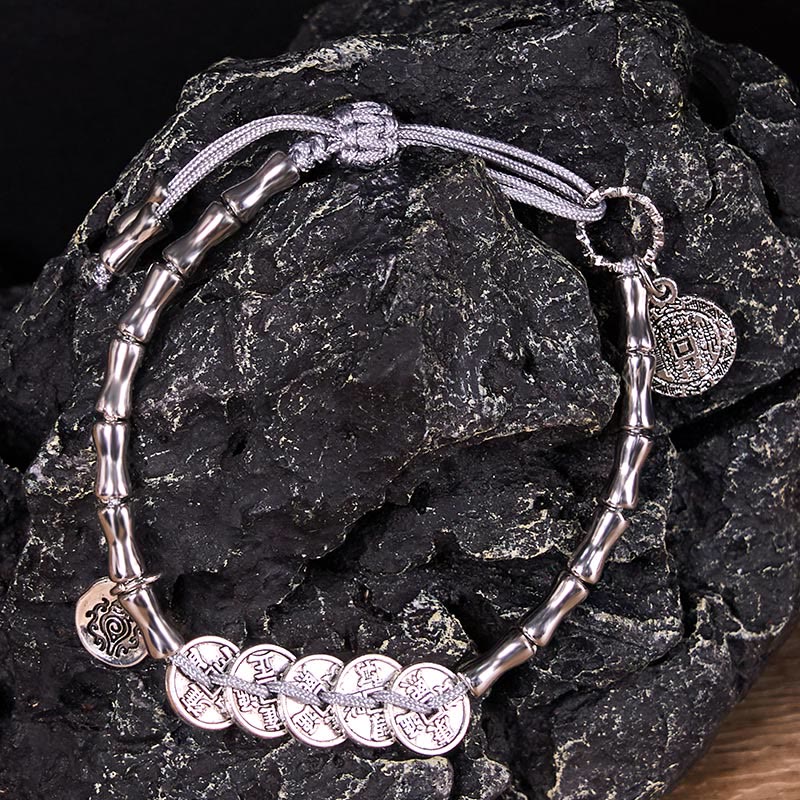 Bracelet de protection des fantômes de la montagne avec cinq pièces impériales