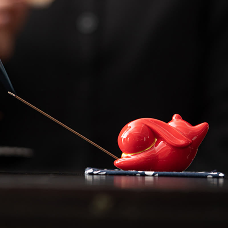 Brûleur d'encens en céramique Flying Rabbit Bamboo Mat pour la prospérité