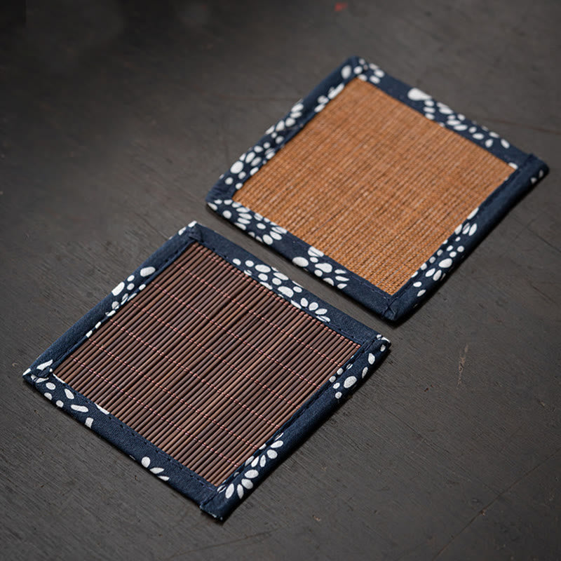 Brûleur d'encens en céramique Flying Rabbit Bamboo Mat pour la prospérité