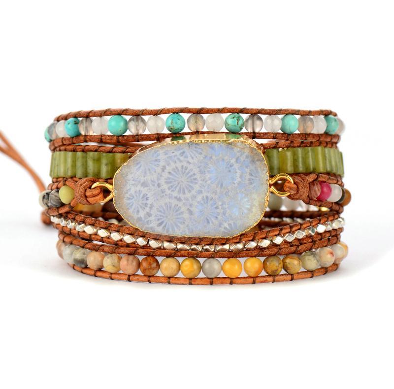 Bracelet multi-tours en pierre de corail fossile