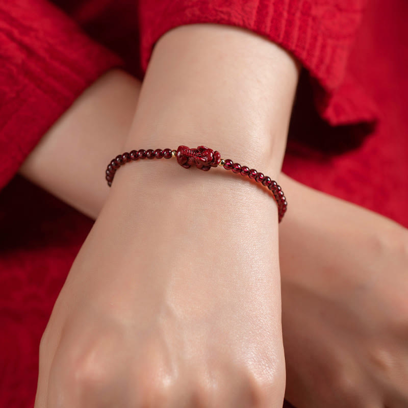Bracelet Pixiu en grenat et cinabre pour le calme et les bénédictions