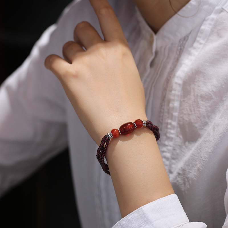 Bracelet triple couche de protection en agate rouge grenat