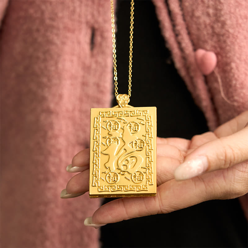 Collier en cuivre plaqué or avec dragon de jade Hetian