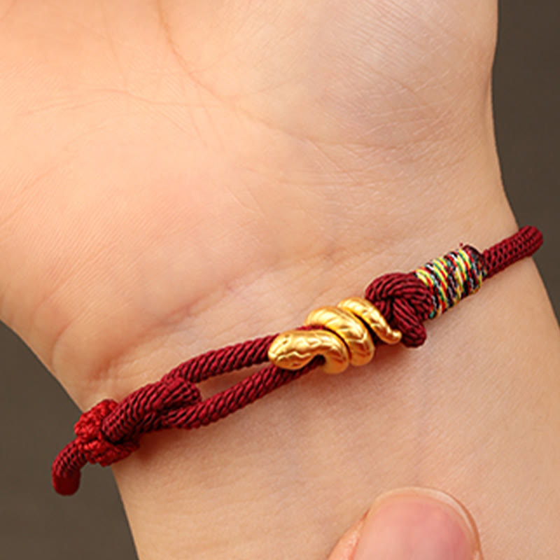 Bracelet de protection porte-bonheur en fil rouge serpent doré