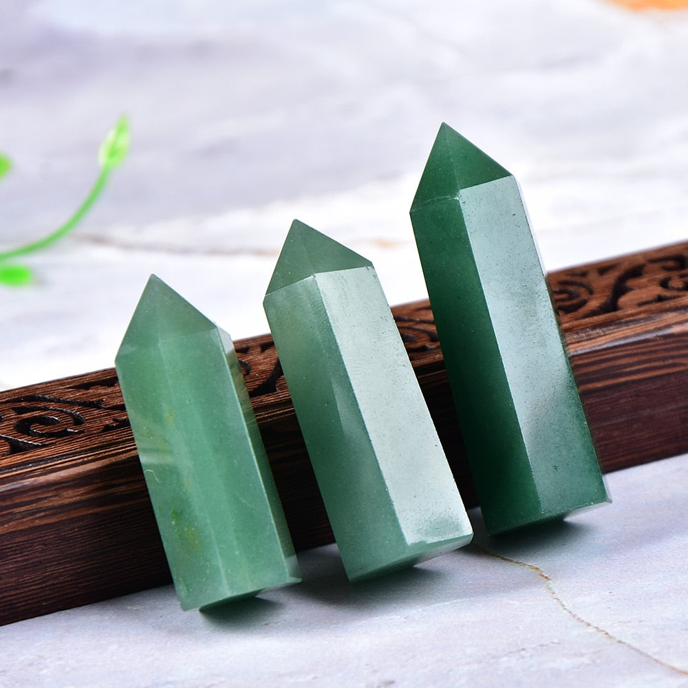 Tour de cristal de guérison énergétique en aventurine verte
