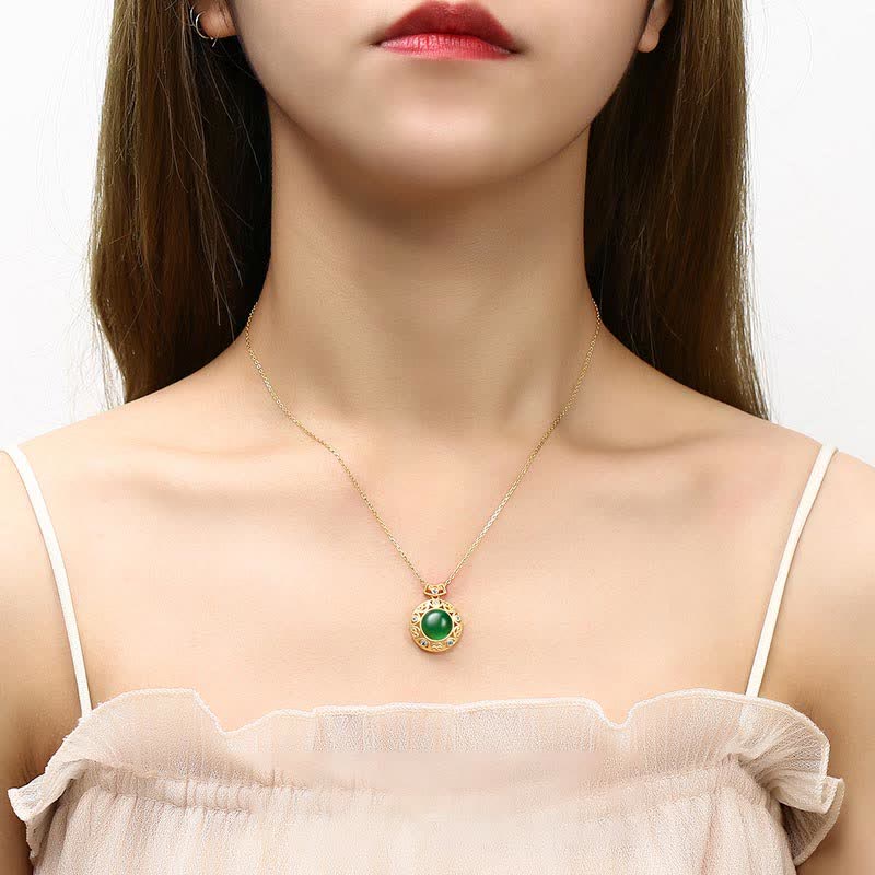 Collier de force en calcédoine verte et jade blanc Hetian