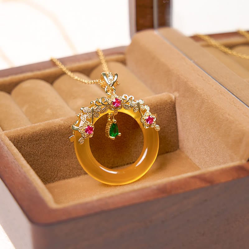 Collier de force avec boucle de paix en calcédoine verte