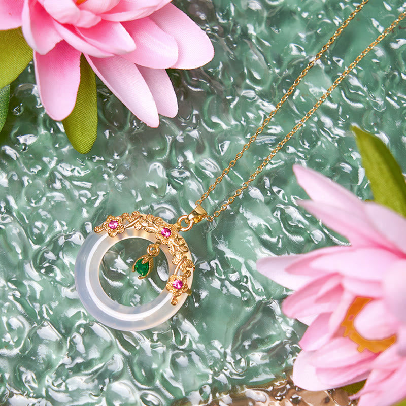 Collier de force avec boucle de paix en calcédoine verte