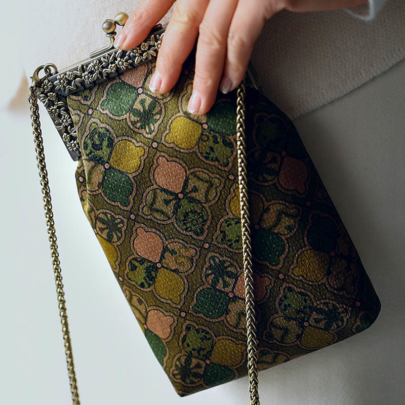 Sac bandoulière à feuilles vertes et chaîne en métal | Accessoires spirituels