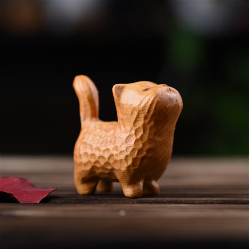 Chat en bois de santal vert 9,5 cm Décoration zen pour la protection et le calme