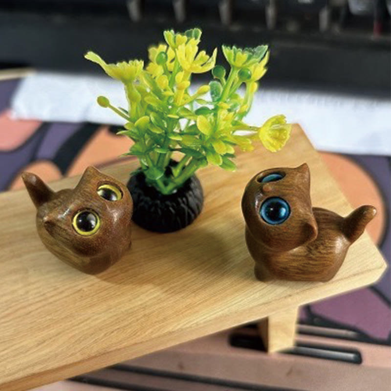 Figurine de chat porte-bonheur en bois de santal vert pour une énergie positive