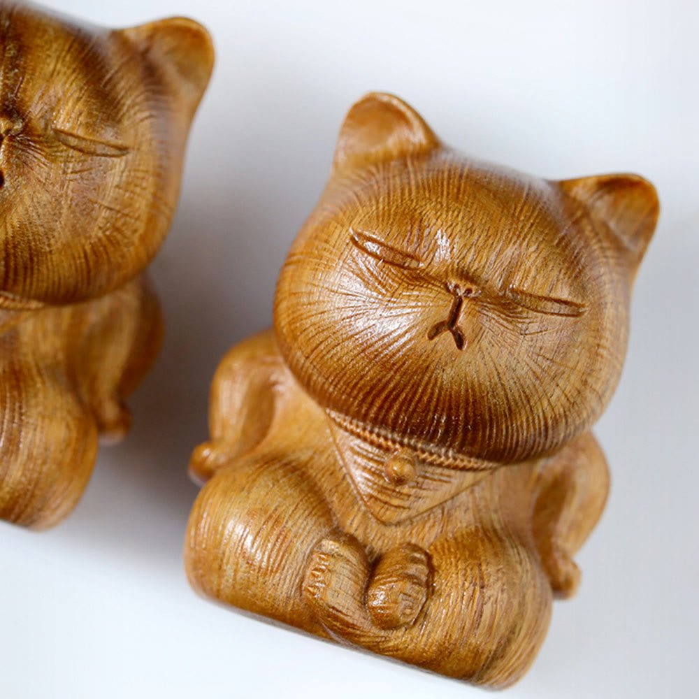 Mini décoration chat porte-bonheur en bois de santal vert 5 cm