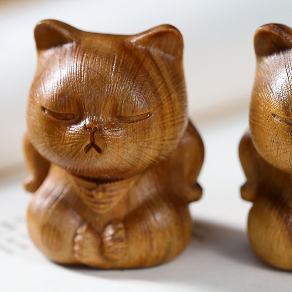 Mini décoration chat porte-bonheur en bois de santal vert 5 cm