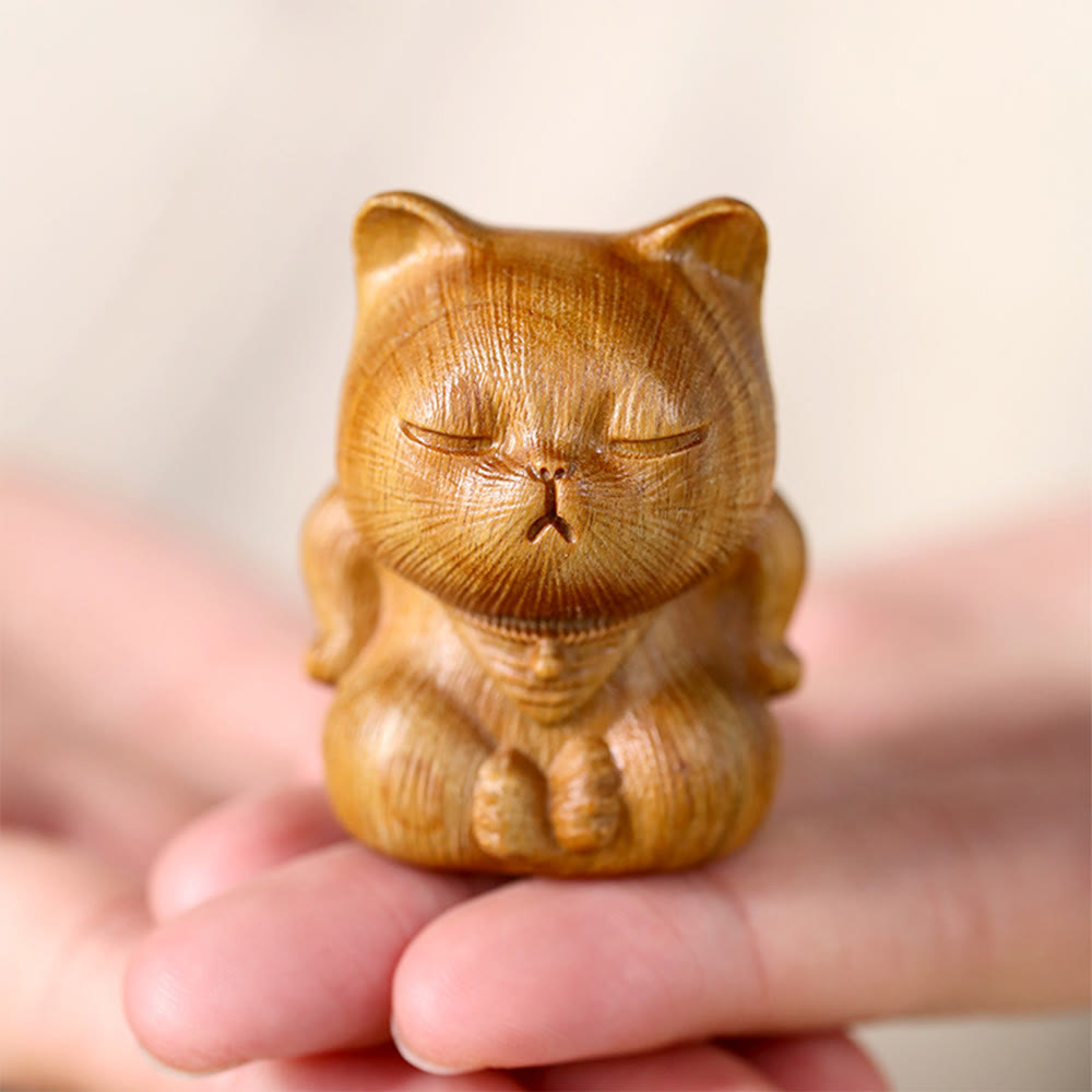 Mini décoration chat porte-bonheur en bois de santal vert 5 cm