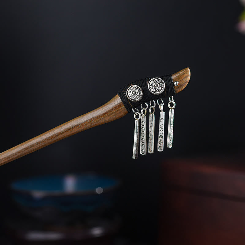 Épingle à cheveux chinoise en bois de santal vert et argent pour l'harmonie et la longévité