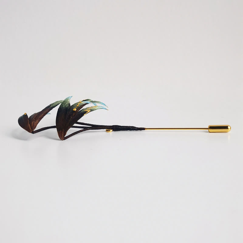 Broche fleur en velours faite à la main avec des feuilles de bambou