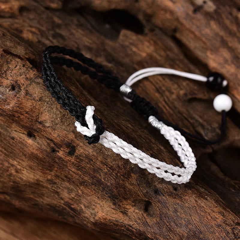 Bracelet tressé en corde rouge noire et blanche fait à la main pour la protection