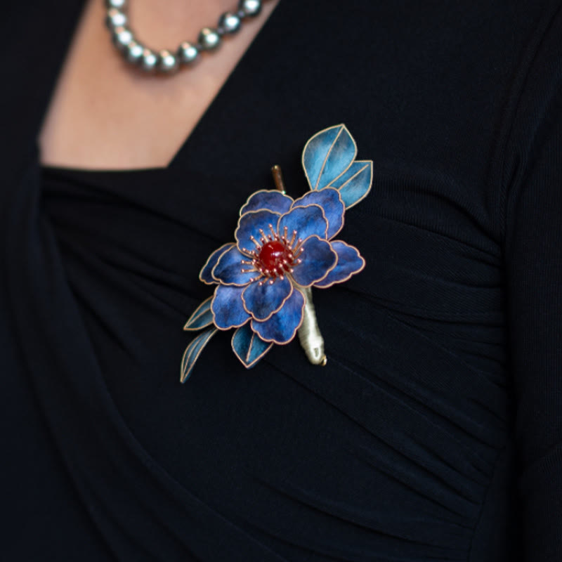 Broche fleurs bleues faite main en soie de mûrier | Bijoux spirituels