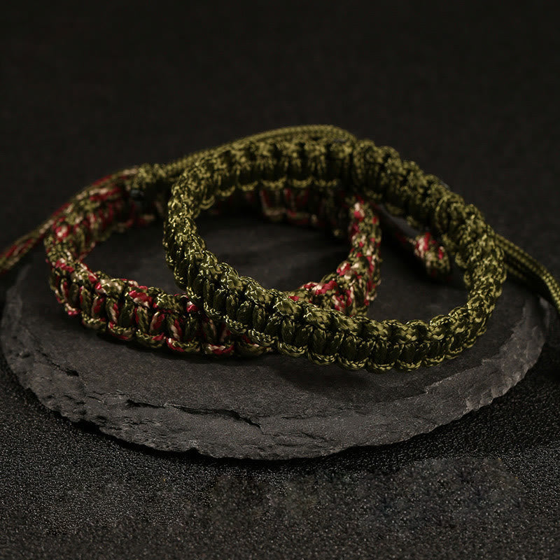 Bracelet Bouddha tressé en corde colorée fait main