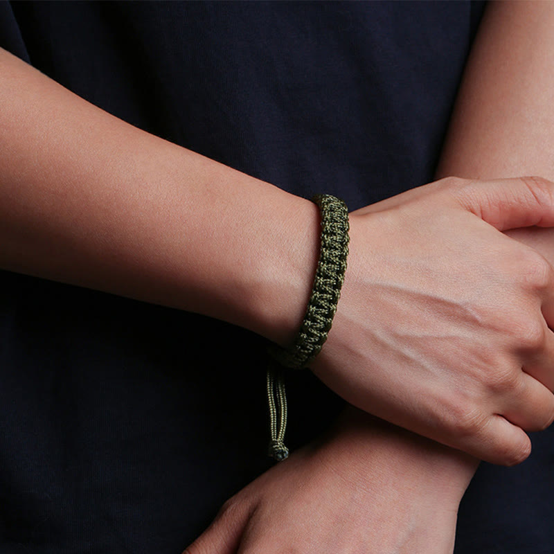 Bracelet Bouddha tressé en corde colorée fait main