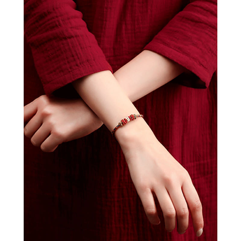 Bracelet porte-bonheur Dunhuang fait main en fil rouge