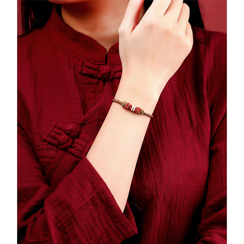 Bracelet porte-bonheur Dunhuang fait main en fil rouge