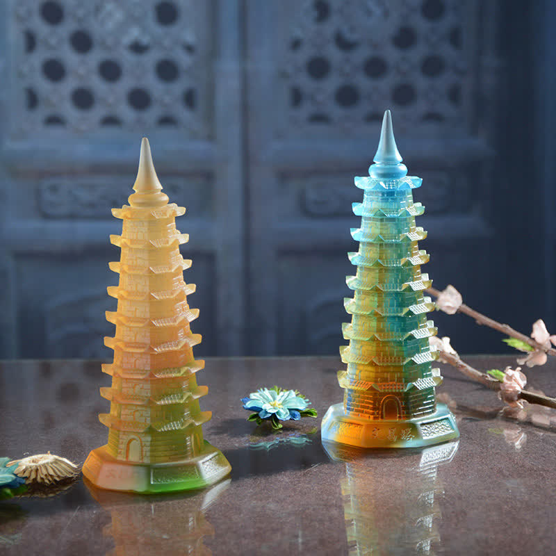 Petite tour pagode Feng Shui en cristal Liuli faite à la main