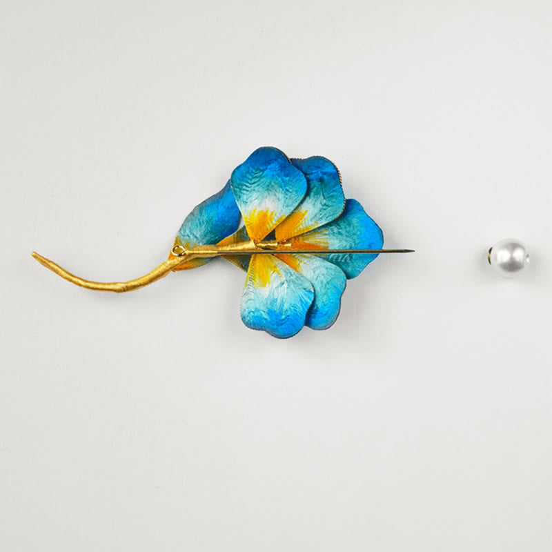 Broche fleur bleue en soie de mûrier faite à la main pour la croissance spirituelle