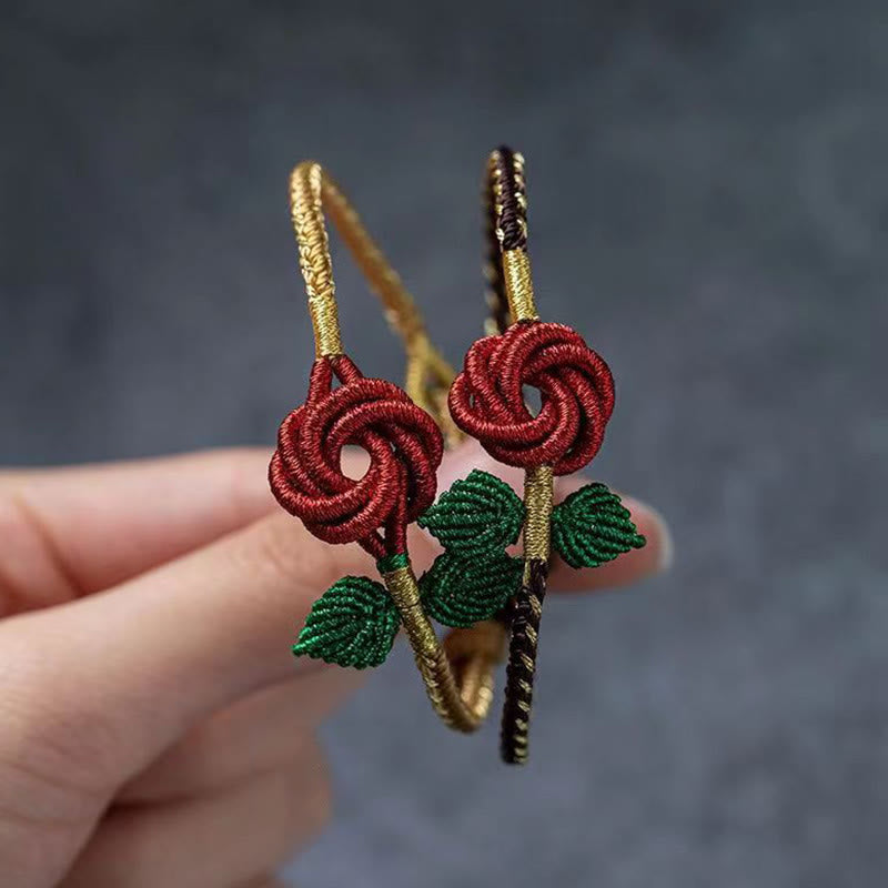 Bracelet en fil rouge fait main avec un nœud de paix à huit fils pour la chance