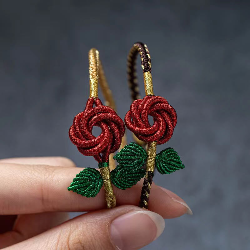 Bracelet en fil rouge fait main avec un nœud de paix à huit fils pour la chance