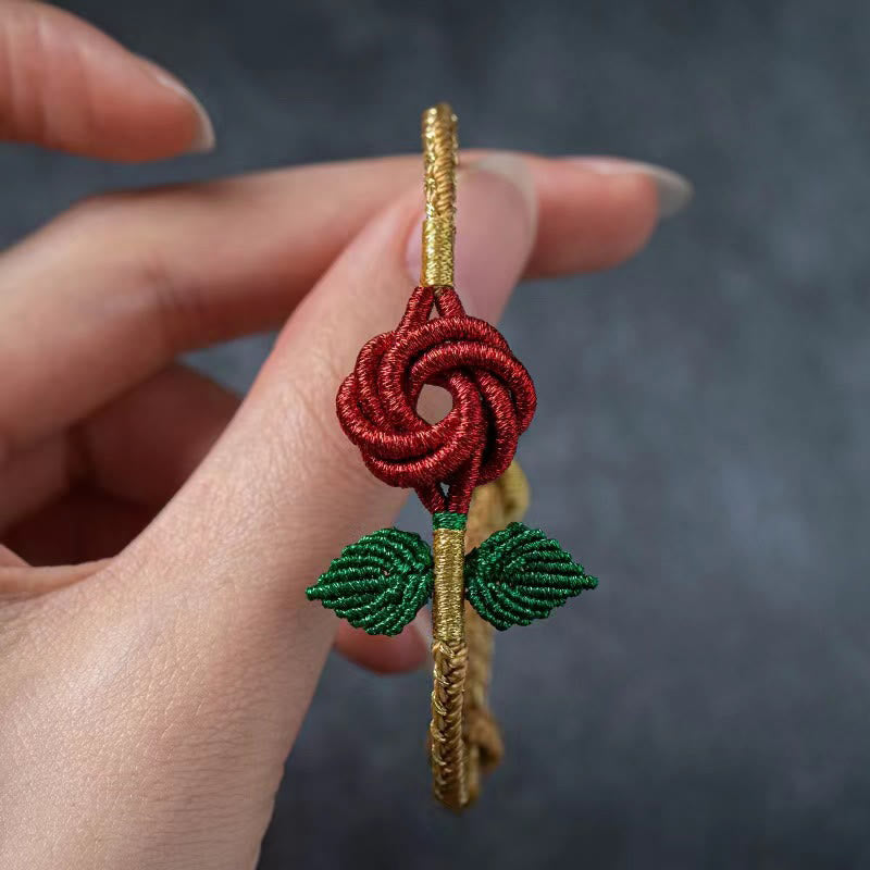 Bracelet en fil rouge fait main avec un nœud de paix à huit fils pour la chance