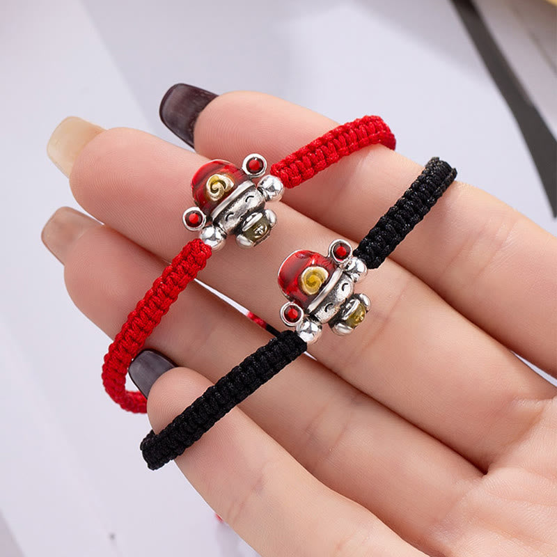 Bracelet porte-bonheur et force fait main en fil rouge 14 mm
