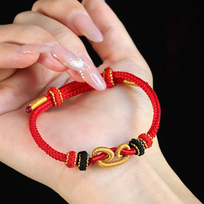 Bracelet de protection en fil rouge fait main avec motif lingot