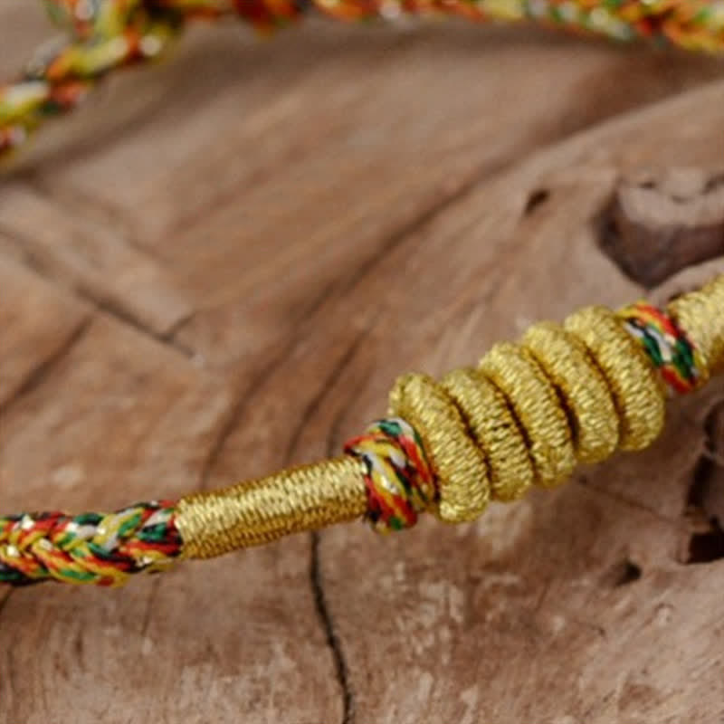 Bracelet de protection fait main en fil rouge avec nœud King Kong de 15 à 18 cm