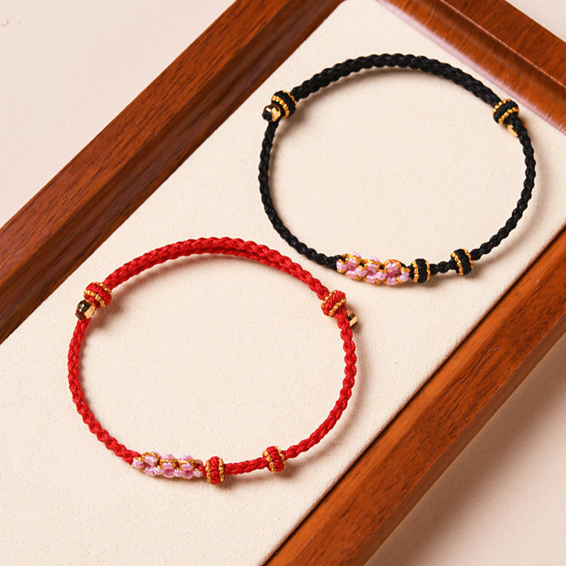 Bracelet de protection en fil rouge fait main pour le renouveau et la chance