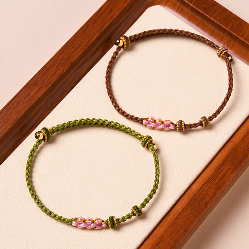 Bracelet de protection en fil rouge fait main pour le renouveau et la chance