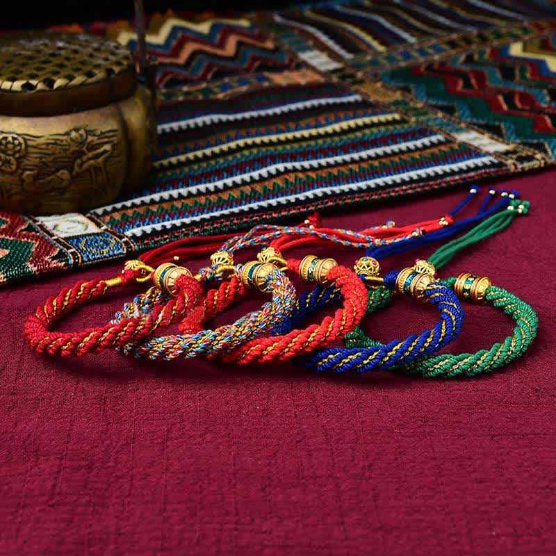 Bracelet tibétain en fil rouge fait main pour la chance et la protection