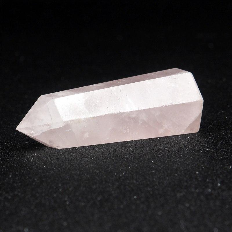 Tour de cristal de guérison pour la concentration et l'équilibre énergétiques
