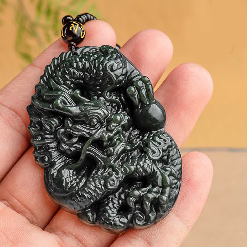 Collier dragon en jade cyan Hetian pour le succès et l'harmonie