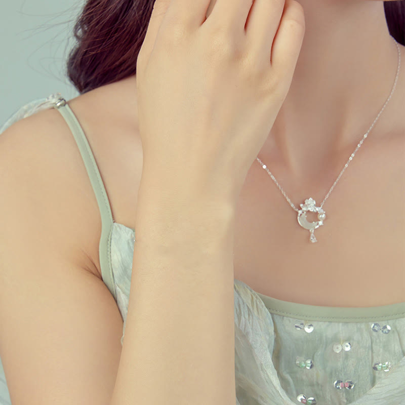 Collier pendentif lotus en jade Hetian et argent 925 pour la protection