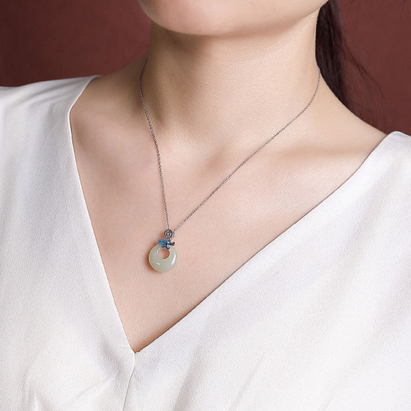Collier boucle de paix dragon de jade Hetian | Protection et chance