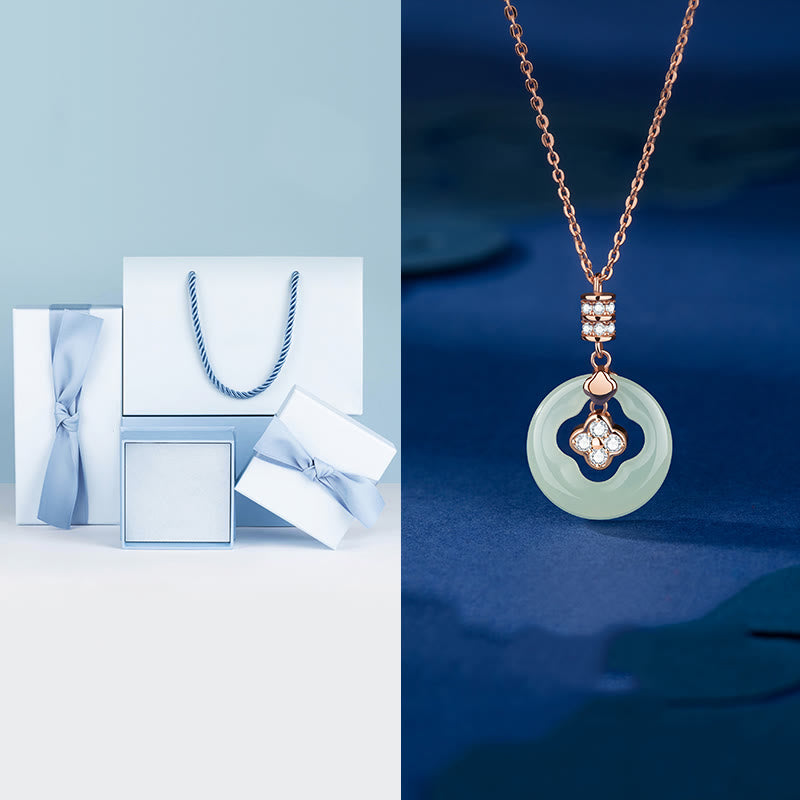 Collier porte-bonheur en jade Hetian avec trèfle à quatre feuilles pour la prospérité