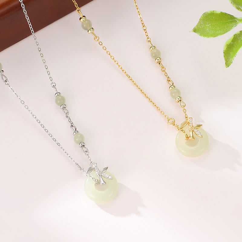Collier pendentif en jade Hetian avec boucle de paix pour l'abondance