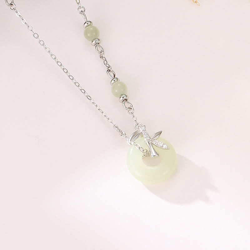 Collier pendentif en jade Hetian avec boucle de paix pour l'abondance