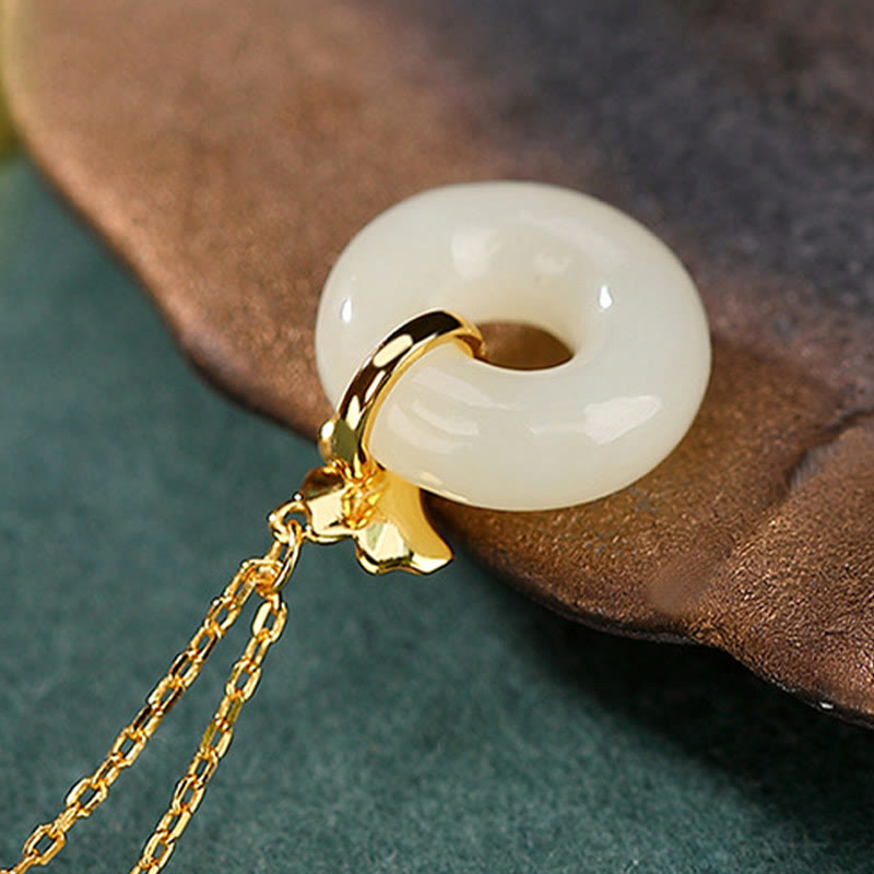 Collier Boucle de la Paix en Jade Hetian | Argent sterling | Équilibre de la Prospérité