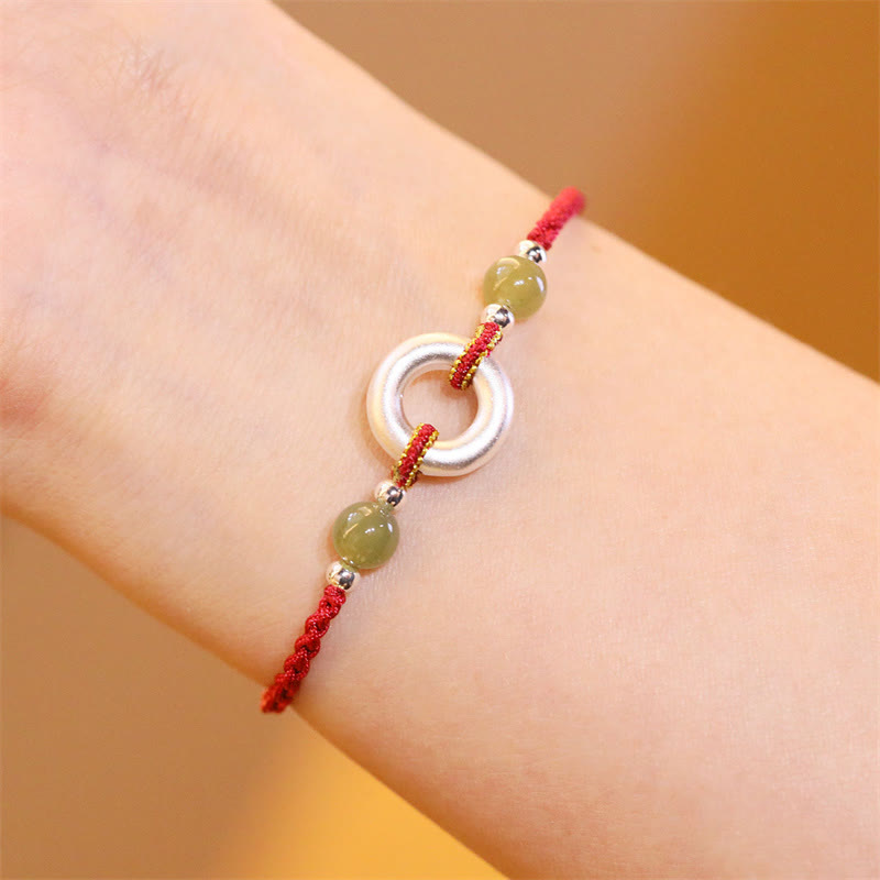Bracelet en fil rouge avec boucle de paix en jade Hetian