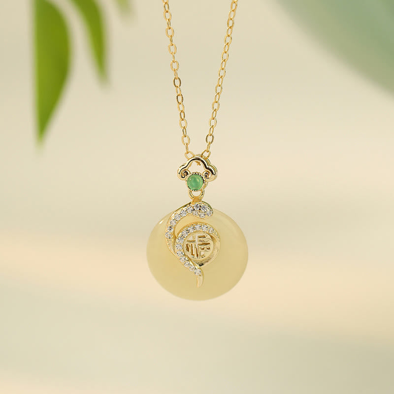 Collier serpent à boucle de paix en jade Hetian